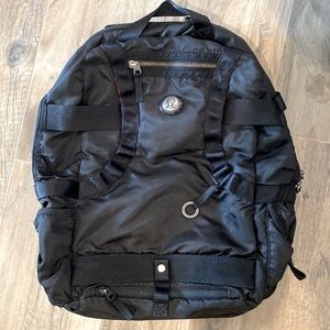 Lululemon Black Blissful yoga backpack